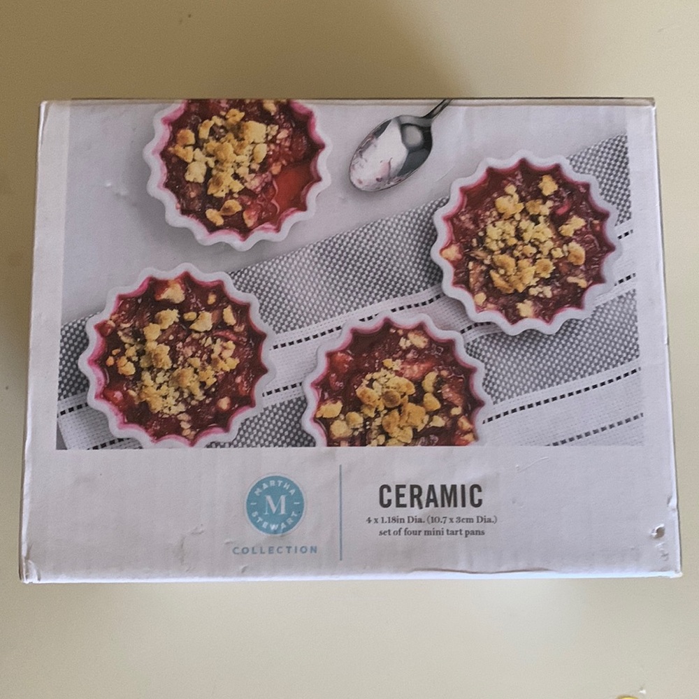 Brand new Martha Stewart mini tart pans
